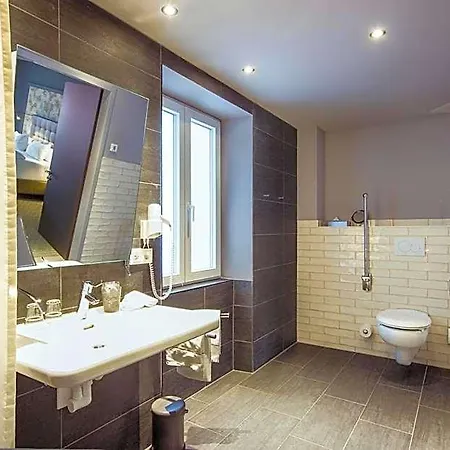 Goldene Traube - By Neugart Hotel 4*